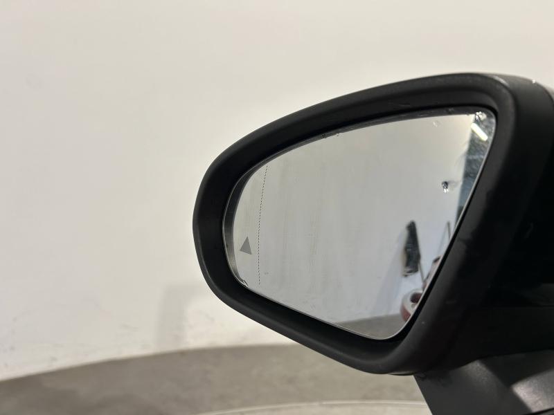 Image MERCEDES-BENZ Classe A 180 d 116ch AMG Line 8G-DCT