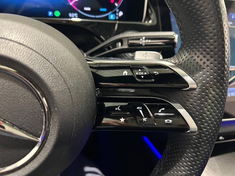 Image MERCEDES-BENZ Classe E 220 d 197+23ch AMG Line 4Matic 9G-Tronic