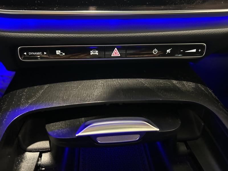 Image MERCEDES-BENZ Classe E 220 d 197+23ch AMG Line 4Matic 9G-Tronic