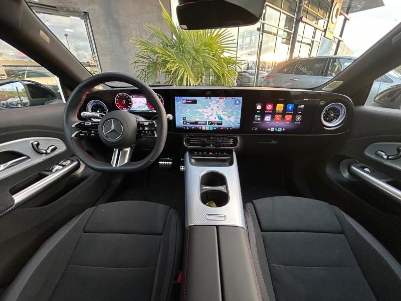 Image MERCEDES-BENZ CLA 200 183ch AMG Line 8G-eDCT