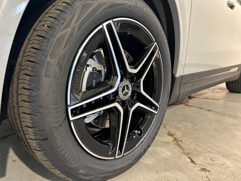 Image MERCEDES-BENZ GLA 200 d 150ch AMG Exclusive Design 8G-DCT