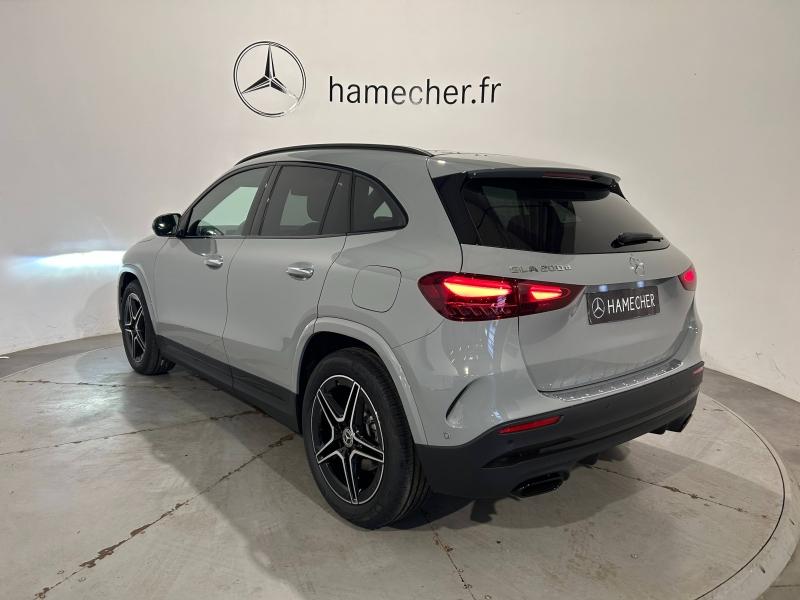 Image MERCEDES-BENZ GLA 200 d 150ch AMG Exclusive Design 8G-DCT