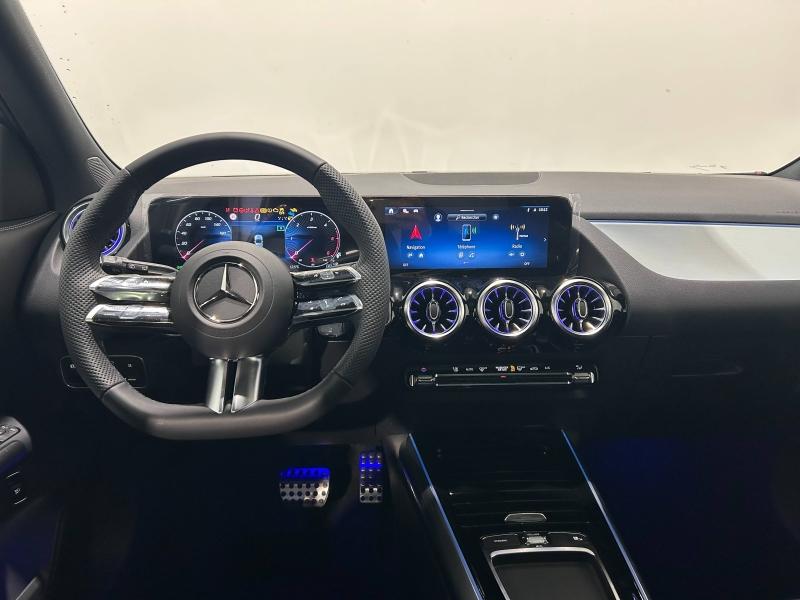 Image MERCEDES-BENZ GLA 200 d 150ch AMG Exclusive Design 8G-DCT