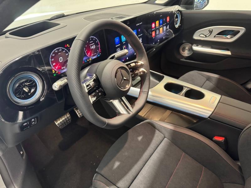 Image MERCEDES-BENZ CLA 220 210ch AMG Line 4Matic 8G-eDCT