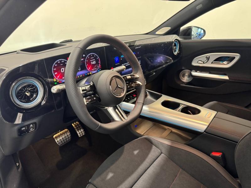 Image MERCEDES-BENZ CLA 220 210ch AMG Line 4Matic 8G-eDCT