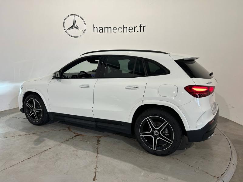 Image MERCEDES-BENZ GLA 200 163ch AMG Line 7G-DCT