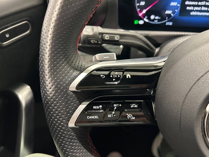 Image MERCEDES-BENZ Classe A 180 136ch AMG Line 7G-DCT