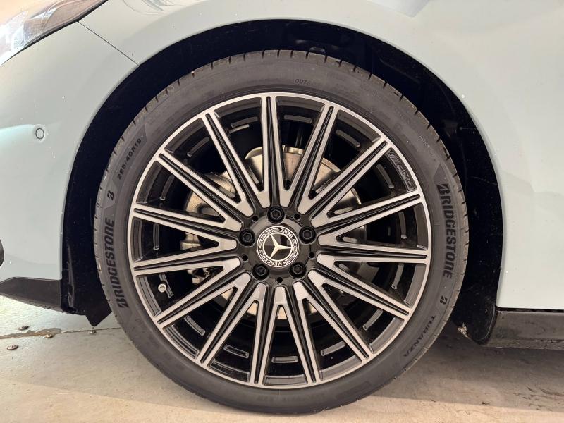 Image MERCEDES-BENZ CLA 200 183ch AMG Line 4Matic 8G-eDCT