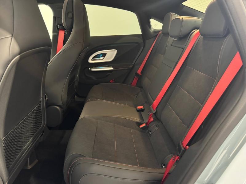 Image MERCEDES-BENZ CLA 200 183ch AMG Line 4Matic 8G-eDCT