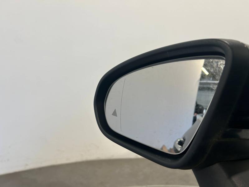 Image MERCEDES-BENZ CLA 200 d 150ch AMG Line 8G-DCT