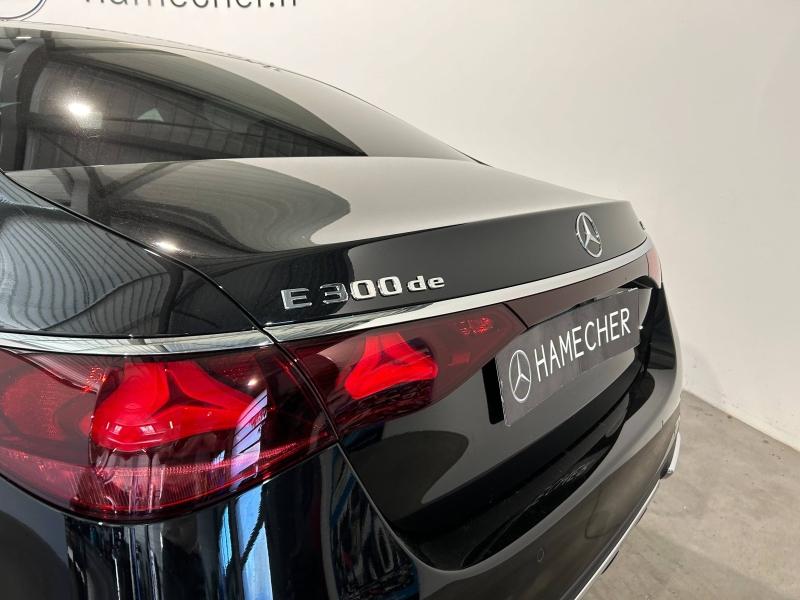 Image MERCEDES-BENZ Classe E 220 d 197+23ch AMG Line 4Matic 9G-Tronic
