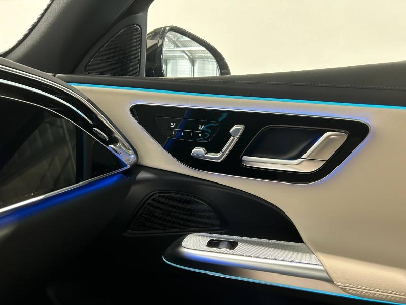 Image MERCEDES-BENZ Classe E 220 d 197+23ch AMG Line 4Matic 9G-Tronic