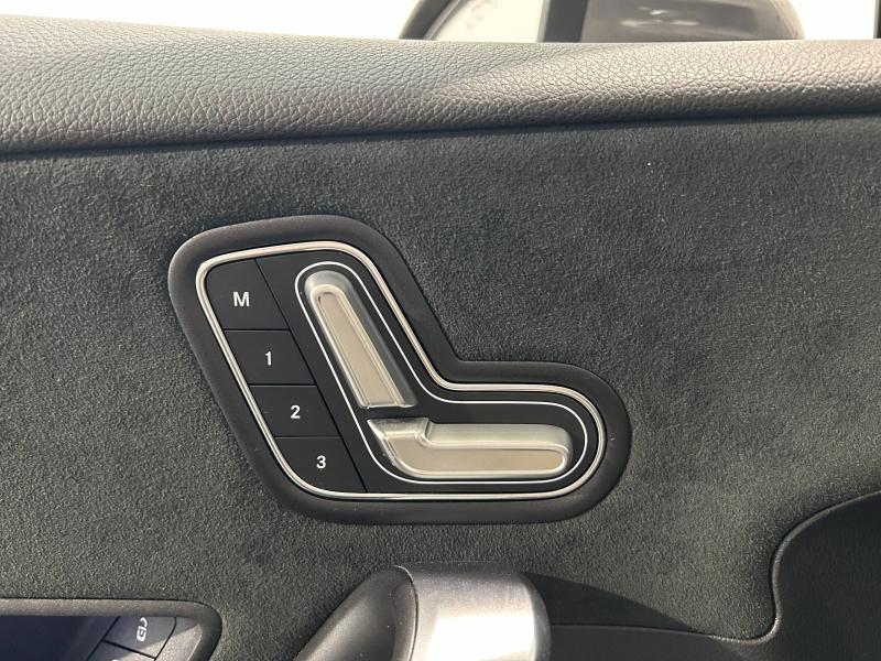 Image MERCEDES-BENZ Classe A 200 163ch AMG Line 7G-DCT