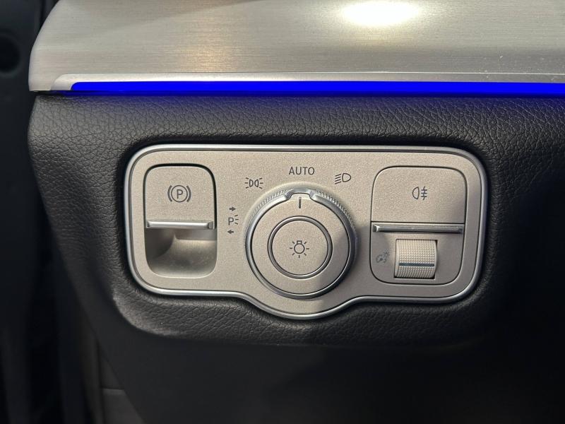 Image MERCEDES-BENZ GLE 300 d 269ch AMG Line 4Matic 9G-Tronic