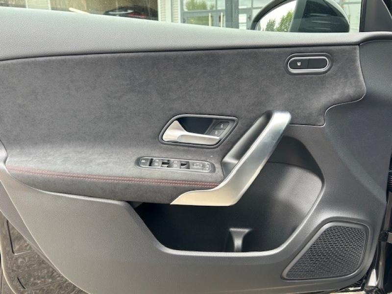 Image MERCEDES-BENZ Classe A 250 e Hybrid EQ 163+109ch Edition 140 8G-DCT