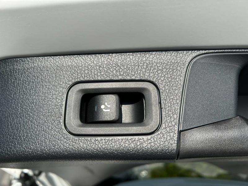 Image MERCEDES-BENZ GLB 200 d 150ch AMG Line 8G-DCT