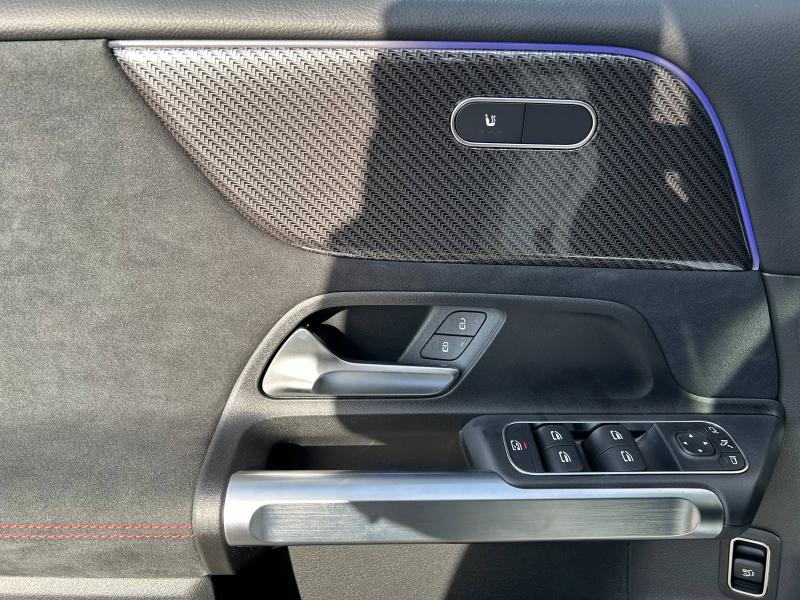 Image MERCEDES-BENZ GLB 200 d 150ch AMG Line 8G-DCT