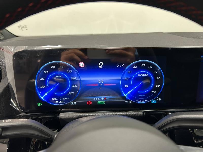 Image MERCEDES-BENZ EQA 300 228ch 4Matic AMG Line