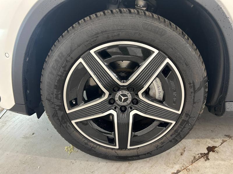 Image MERCEDES-BENZ GLC 220 d 197ch AMG Line 4Matic 9G-Tronic