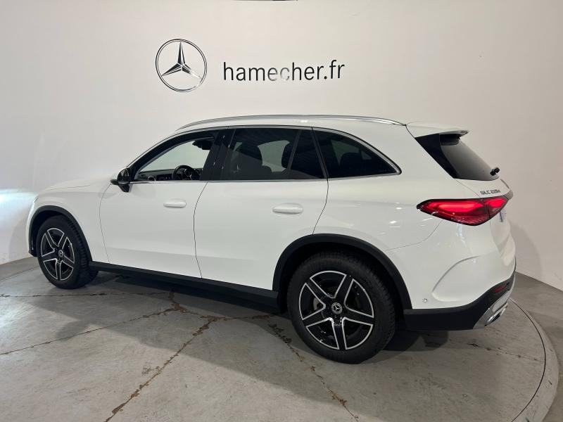 Image MERCEDES-BENZ GLC 220 d 197ch AMG Line 4Matic 9G-Tronic