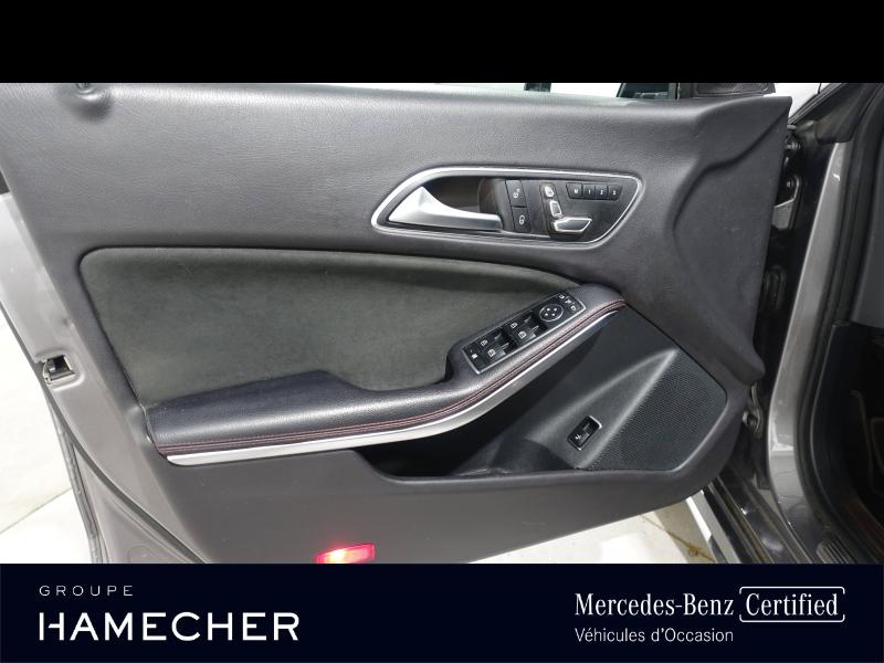 Image MERCEDES-BENZ CLA Shooting Brake 220 d Fascination 7G-DCT