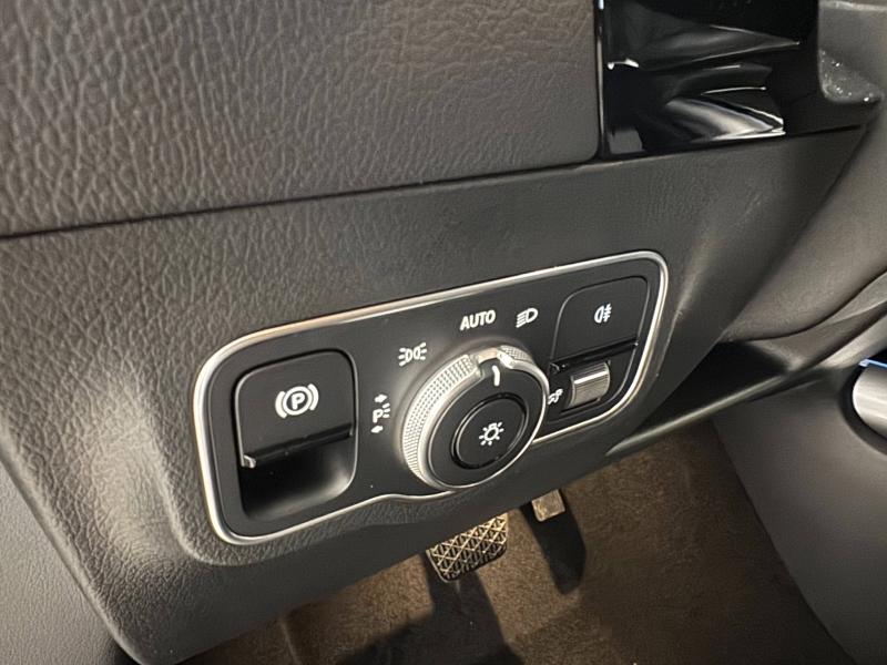 Image MERCEDES-BENZ GLA 200 d 150ch Progressive Line 8G-DCT