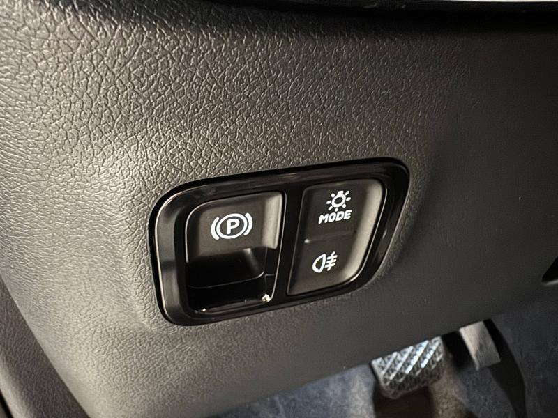 Image MERCEDES-BENZ CLA 180 136+30ch Business Line 8G-eDCT