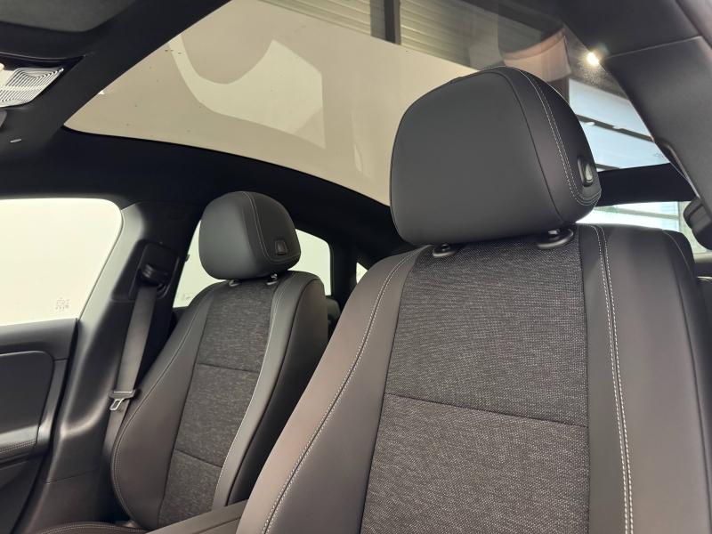 Image MERCEDES-BENZ CLA 180 136+30ch Business Line 8G-eDCT