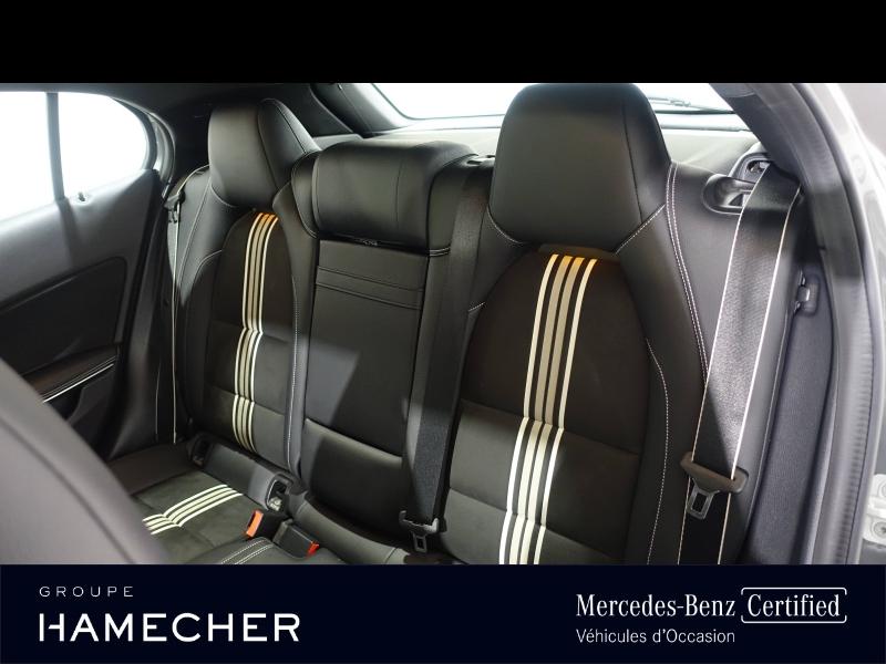 Image MERCEDES-BENZ GLA 200 d WhiteArt Edition 7G-DCT