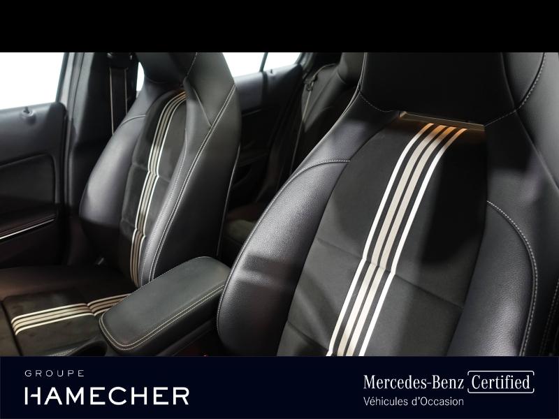 Image MERCEDES-BENZ GLA 200 d WhiteArt Edition 7G-DCT