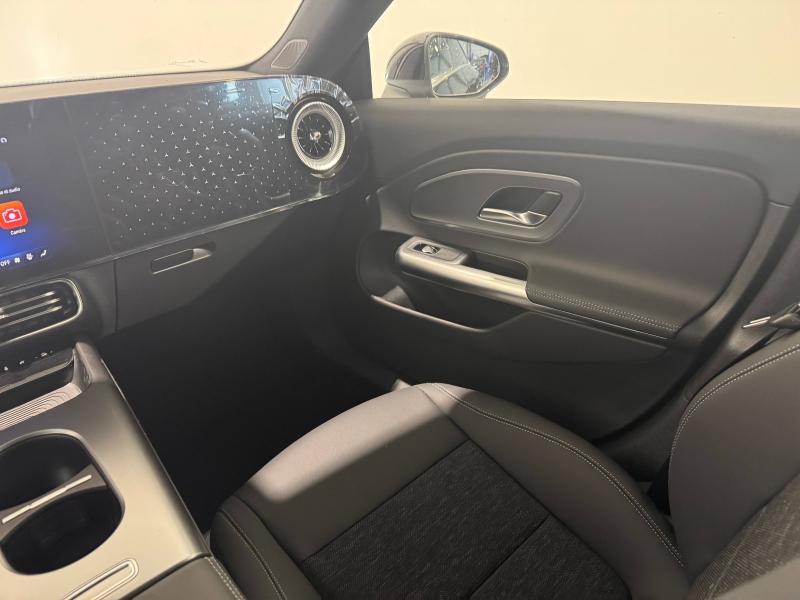 Image MERCEDES-BENZ CLA 200 EQ 224ch Progressive Line