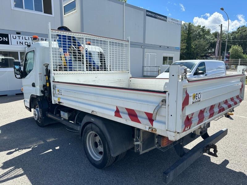 Image FUSO Canter Benne 3C13 Empattement 28 Grue