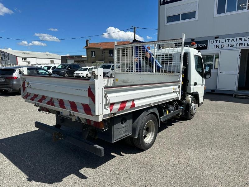 Image FUSO Canter Benne 3C13 Empattement 28 Grue
