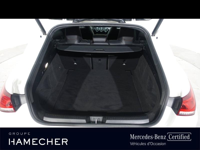 Image MERCEDES-BENZ CLA Shooting Brake 180 d 116ch AMG Line
