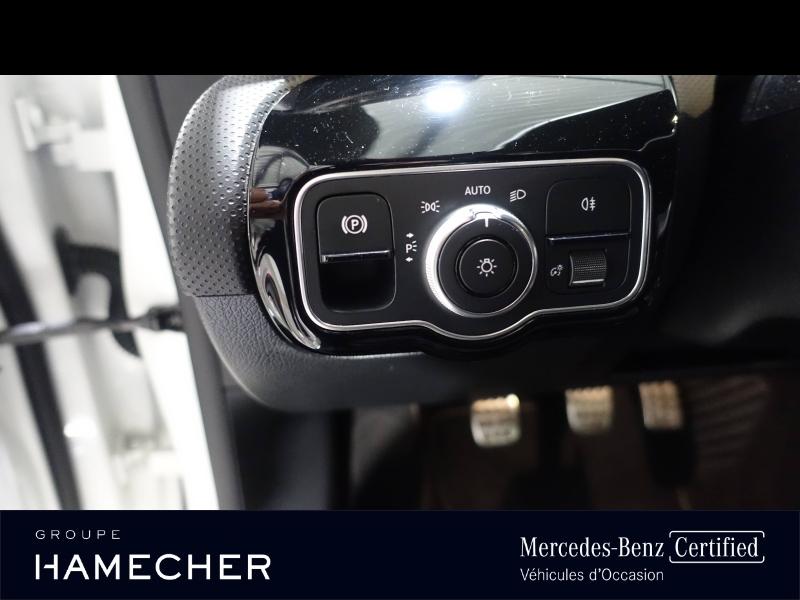 Image MERCEDES-BENZ CLA Shooting Brake 180 d 116ch AMG Line