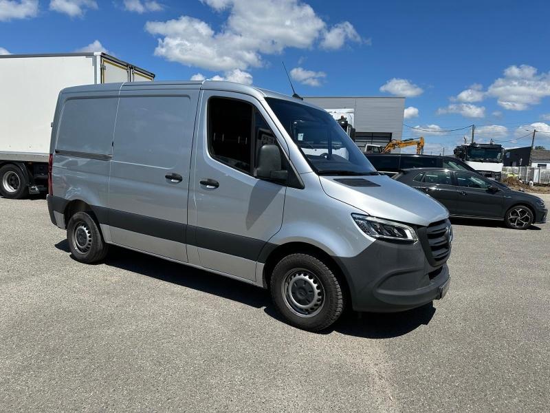 Image MERCEDES-BENZ Sprinter Fg 215 CDI 33 3T0 Pro Traction