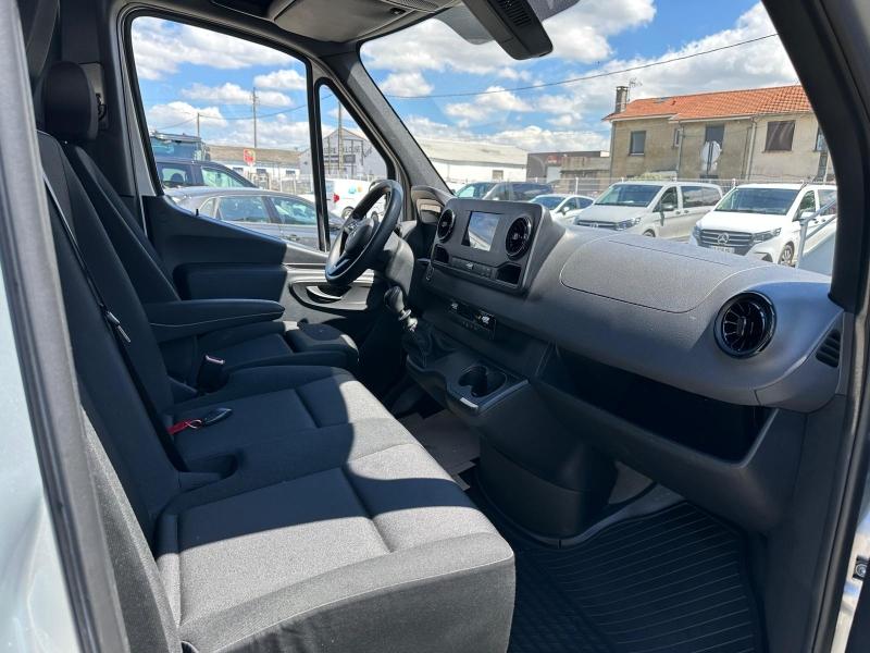 Image MERCEDES-BENZ Sprinter Fg 215 CDI 33 3T0 Pro Traction