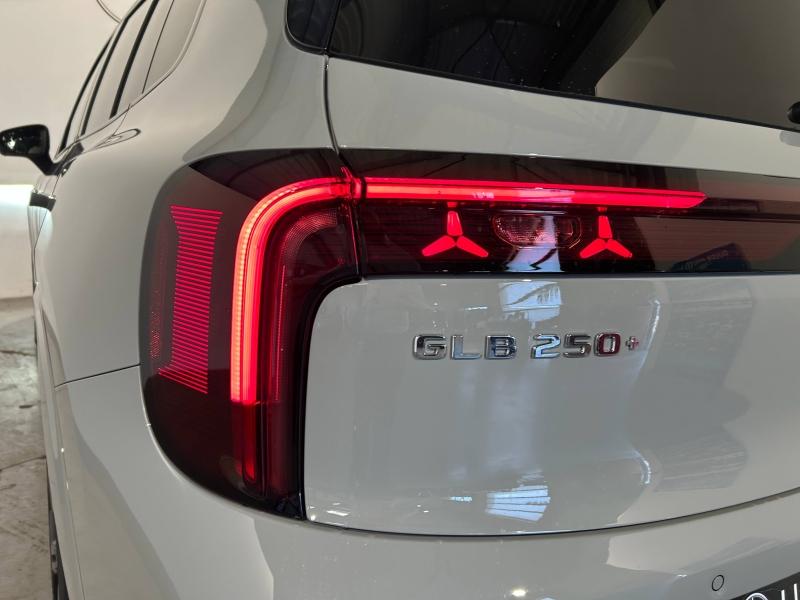 Image MERCEDES-BENZ GLB 250+ EQ 272ch Limited Edition