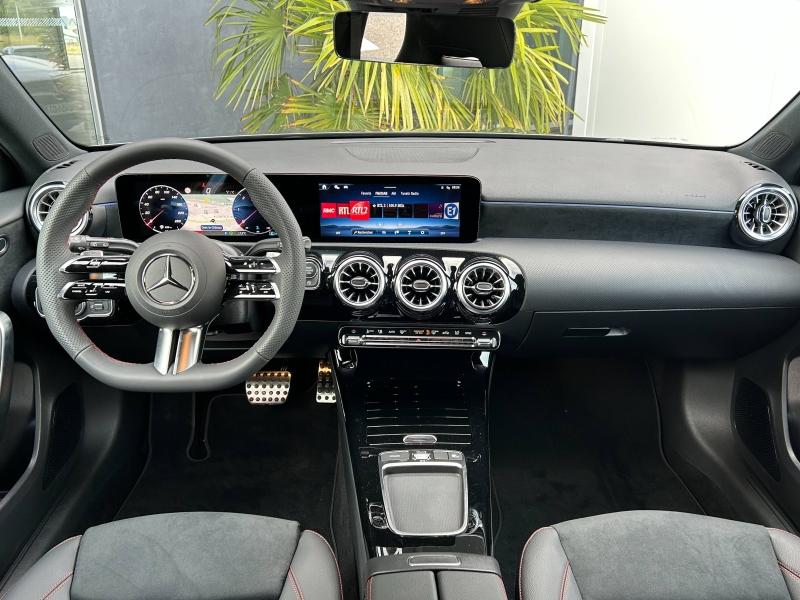 Image MERCEDES-BENZ Classe A 200 d 150ch AMG Line 8G-DCT