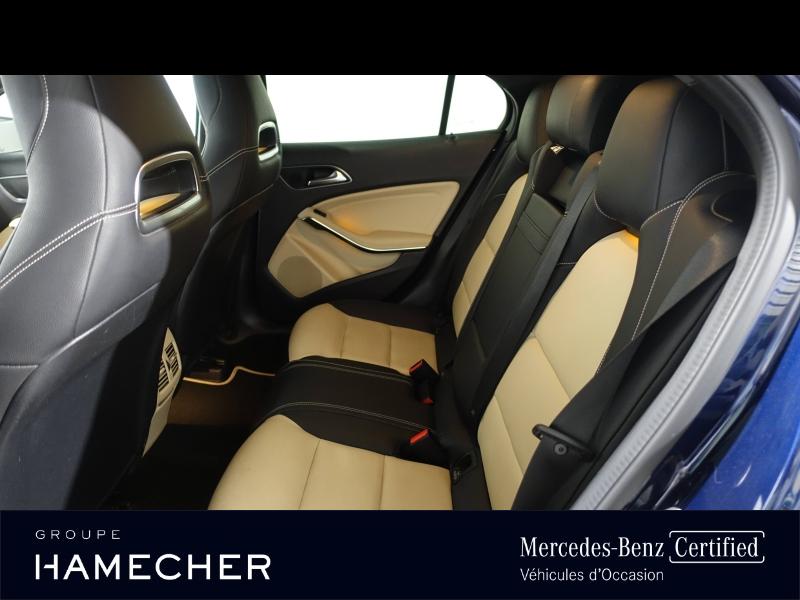 Image MERCEDES-BENZ GLA 220 d Fascination 4Matic 7G-DCT