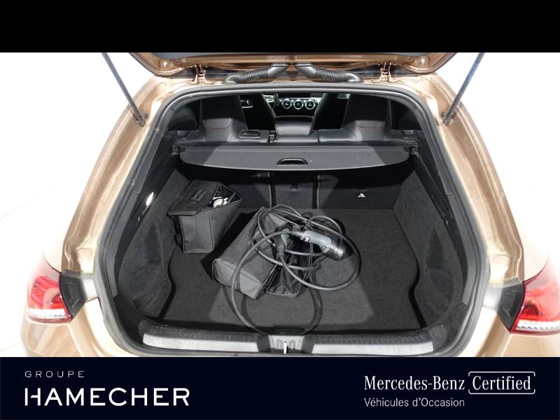 Image MERCEDES-BENZ CLA Shooting Brake 250 e 160+102ch AMG Line 8G-DCT