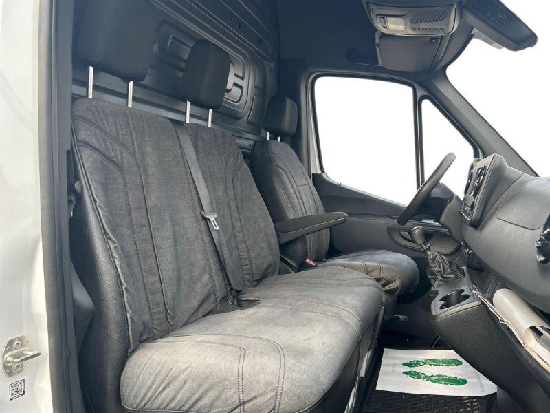 Image MERCEDES-BENZ Sprinter Fg 215 CDI 39 3T0 Pro Traction
