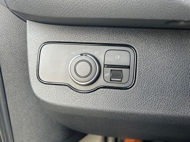 Image MERCEDES-BENZ Sprinter Fg 215 CDI 39 3T0 Pro Traction