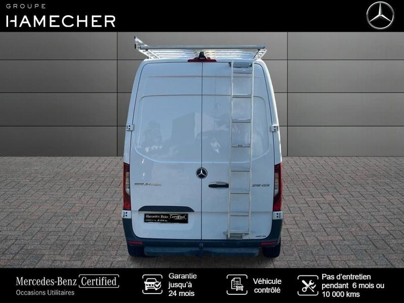 Image MERCEDES-BENZ Sprinter Fg 215 CDI 39 3T0 Pro Traction