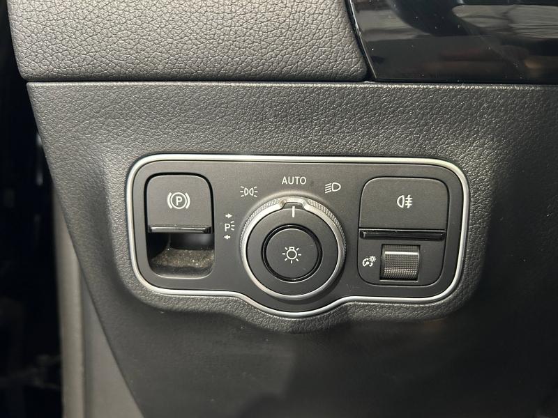 Image MERCEDES-BENZ GLA 200 d 150ch AMG Line 8G-DCT