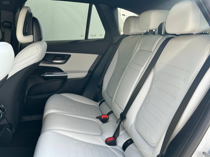 Image MERCEDES-BENZ GLC 220 d 197ch AMG Line 4Matic 9G-Tronic