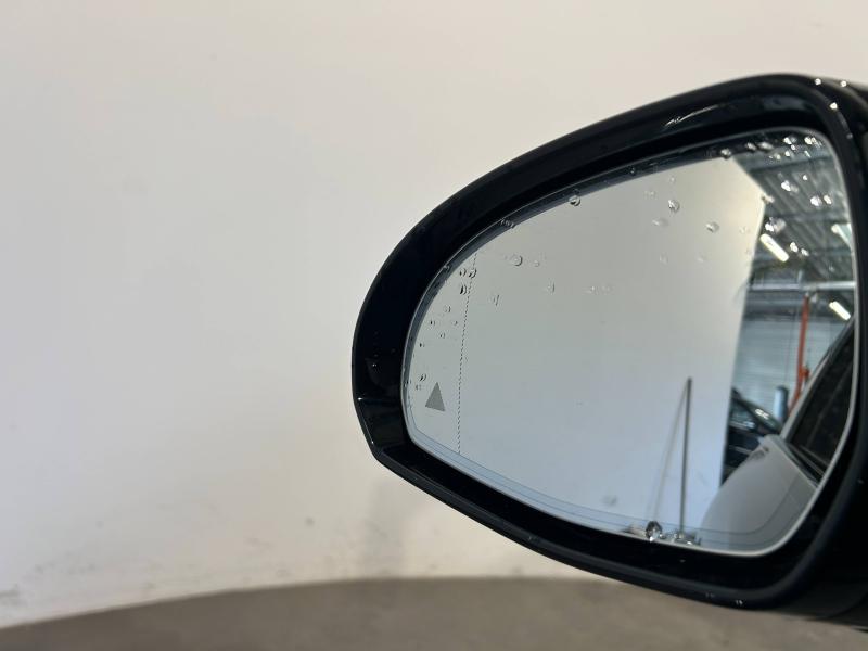 Image MERCEDES-BENZ Classe E Break 220 d 197+23ch AMG Line 9G-Tronic
