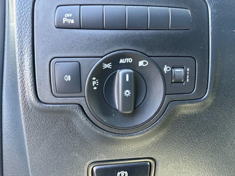 Image MERCEDES-BENZ 114 CDI FG LG