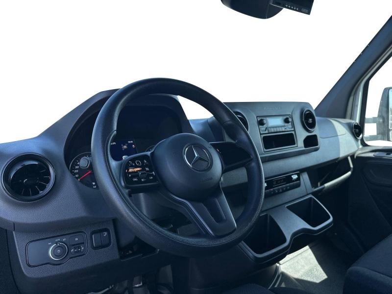 Image MERCEDES-BENZ Sprinter CCb 515 CDI 43 3T5 20 m3 Propulsion 9G-Tronic