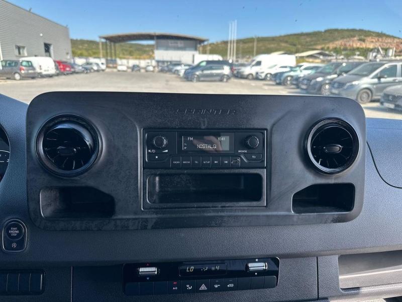 Image MERCEDES-BENZ Sprinter CCb 515 CDI 43 3T5 20 m3 Propulsion 9G-Tronic